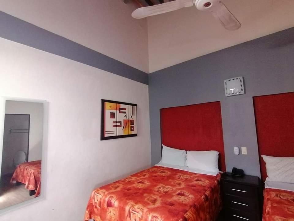 Hotel Ja Centro กัวดาลาฮารา ภายนอก รูปภาพ